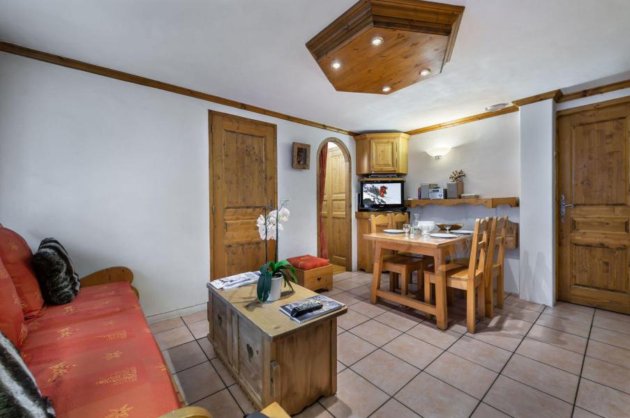 Rent in ski resort 2 room apartment 4 people (109) - Résidence Caribou - Courchevel - Living room