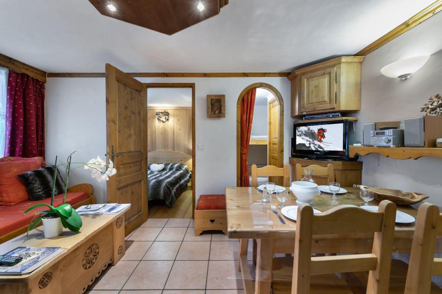 Location au ski Appartement 2 pièces 4 personnes (109) - Résidence Caribou - Courchevel - Coin repas