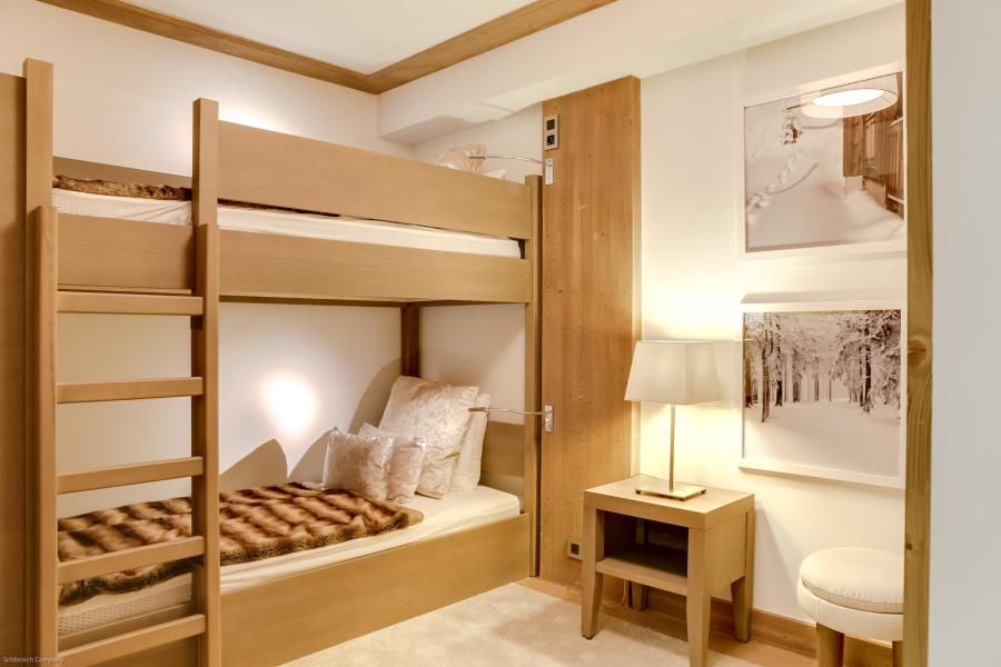 Rent in ski resort 4 room duplex apartment 6 people (241) - Résidence Carré Blanc - Courchevel - Bedroom