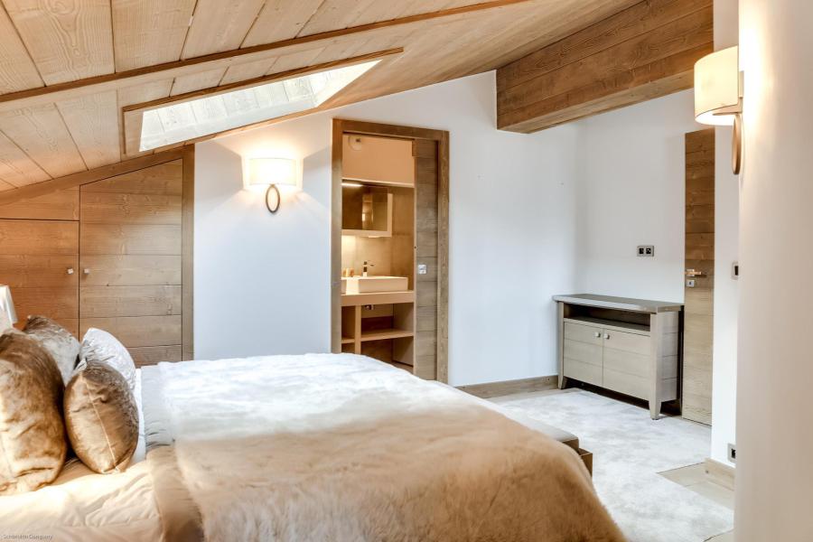 Rent in ski resort 6 room duplex apartment 11 people (250) - Résidence Carré Blanc - Courchevel - Bedroom