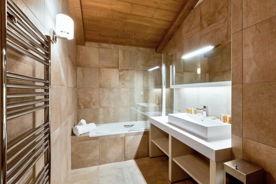 Rent in ski resort 5 room duplex apartment 12 people (370) - Résidence Carré Blanc - Courchevel
