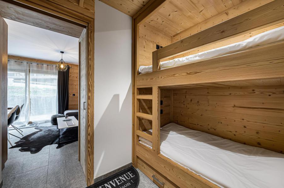 Rent in ski resort 2 room apartment 4 people (RC03) - Résidence Chantemerle - Courchevel - Bunk beds