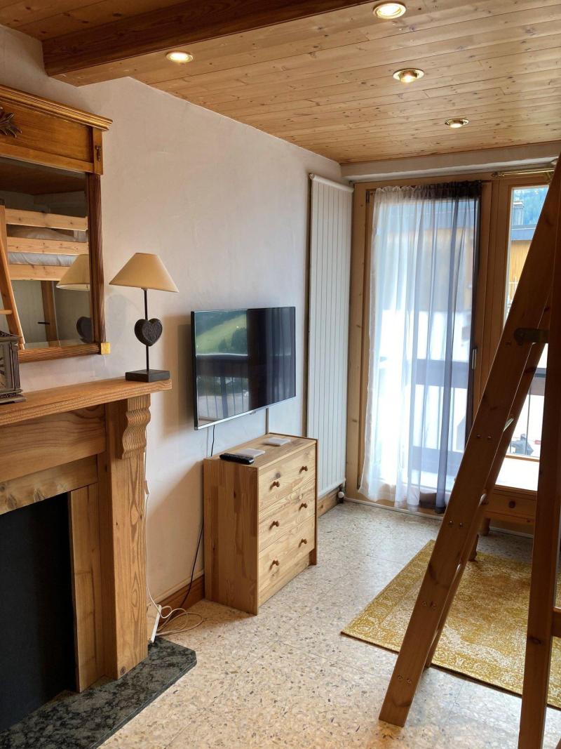 Ski verhuur Studio 2 personen en 1 kind -12 jaar (706B) - Résidence Croix des Verdons - Courchevel - Woonkamer