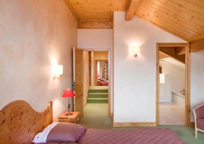 Rent in ski resort 3 room apartment 6 people - Résidence Jean Blanc Sports - Courchevel - Bedroom