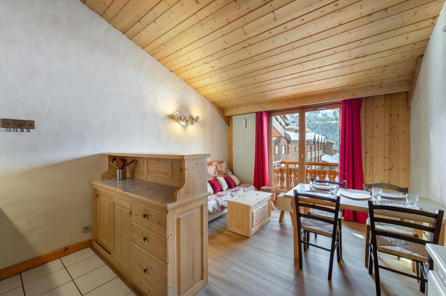 Location au ski Studio mezzanine 4 personnes (407) - Résidence le Marquis - Courchevel - Séjour