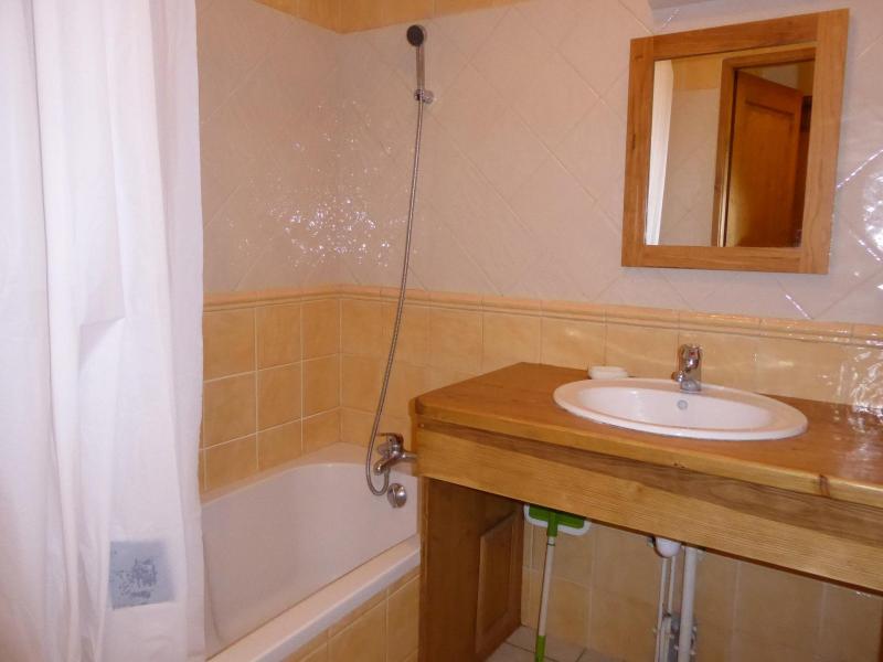 Rent in ski resort 3 room mezzanine apartment 6 people (D1) - Résidence les Chalets du Ponthier - Courchevel - Bathroom