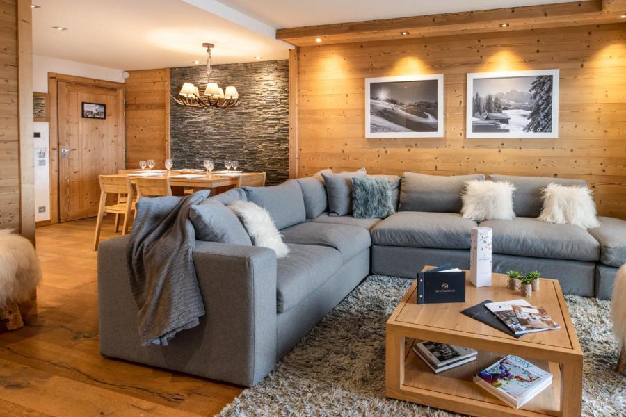 Rent in ski resort 4 room apartment cabin 4-6 people (B07) - Whistler Lodge - Courchevel - Living room