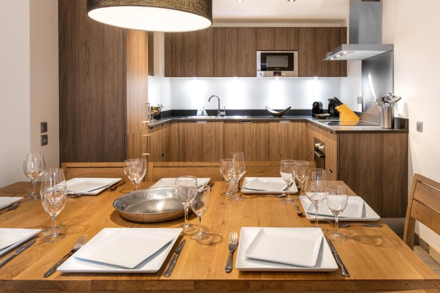 Skiverleih 5-Zimmer-Appartment für 8 Personen (B01) - Whistler Lodge - Courchevel - Tisch