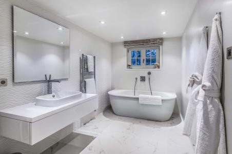 Soggiorno sugli sci Chalet su 4 piani 6 stanze per 10 persone - Chalet Amnésia - Courchevel - Bagno