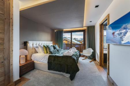 Rent in ski resort 7 room chalet 14 people - Chalet Carcentina - Courchevel - Bedroom