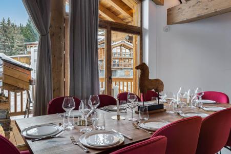 Ski verhuur Chalet 7 kamers 14 personen - Chalet Carcentina - Courchevel - Woonkamer