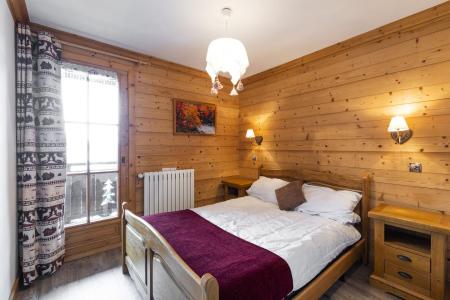 Rent in ski resort 6 room chalet 8 people - Chalet Estive - Courchevel - Bedroom