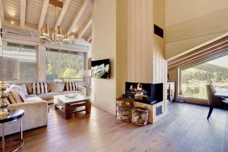 Rent in ski resort Chalet le Cortina - Courchevel - Living room