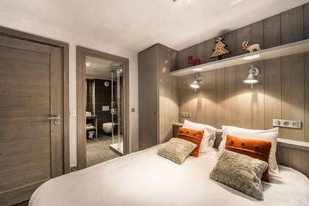 Rent in ski resort Chalet les 3 Vaches - Courchevel - Bedroom