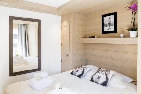 Rent in ski resort 4 room apartment 6 people (B21-22) - La Résidence Aspen Lodge - Courchevel - Bedroom