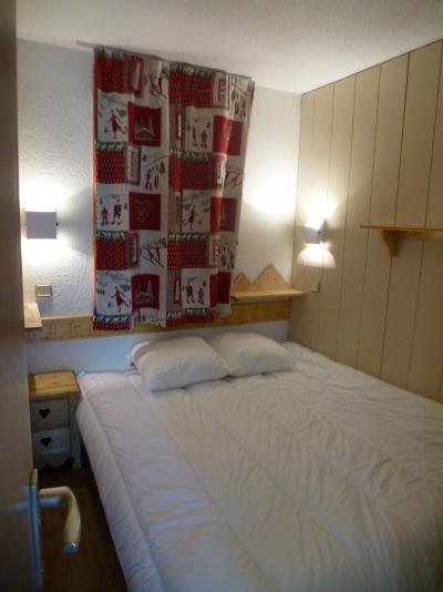 Rent in ski resort 2 room apartment sleeping corner 5 people (339) - La Résidence les Brigues - Courchevel - Bedroom