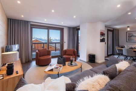 Rent in ski resort 4 room apartment 8 people (2) - LABBY - Courchevel