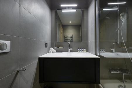 Alquiler al esquí Apartamento 4 piezas cabina para 6-8 personas (A01) - Le C - Courchevel - Cuarto de ducha