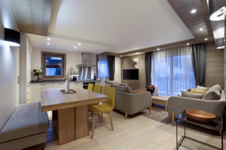 Ski verhuur Appartement 3 kabine kamers 4-6 personen (A02) - Le C - Courchevel - Woonkamer