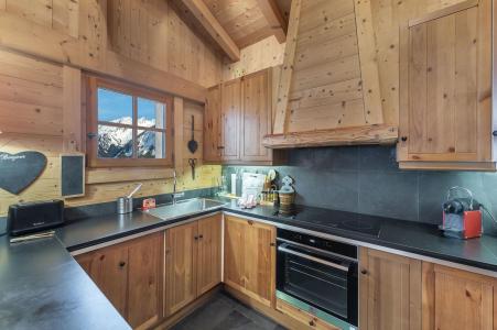 Ski verhuur Chalet triplex 6 kamers 12 personen - Les Petits Grebiers - Courchevel - Keuken