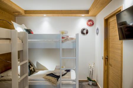 Rent in ski resort 3 room apartment cabin 6-8 people (D11) - Mammoth Lodge - Courchevel - Cabin