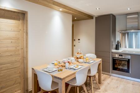 Soggiorno sugli sci Appartamento 3 stanze con cabina per 4-6 persone (D05) - Mammoth Lodge - Courchevel - Tavolo