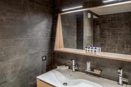 Soggiorno sugli sci Appartamento su due piani 5 stanze per 9 persone (D13) - Mammoth Lodge - Courchevel - Bagno con doccia