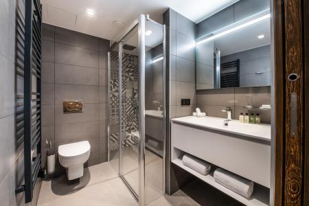 Soggiorno sugli sci Appartamento 4 stanze con cabina per 8-10 persone (Indrasan) - Manali Lodge - Courchevel - Bagno con doccia