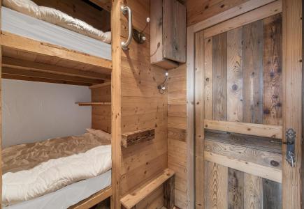 Rent in ski resort Studio sleeping corner 4 people (RE005D) - Résidence 1650 - Courchevel - Bedroom