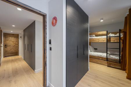 Rent in ski resort 6 room apartment 12 people (CHALET ALTAR) - Résidence Alpamayor - Courchevel