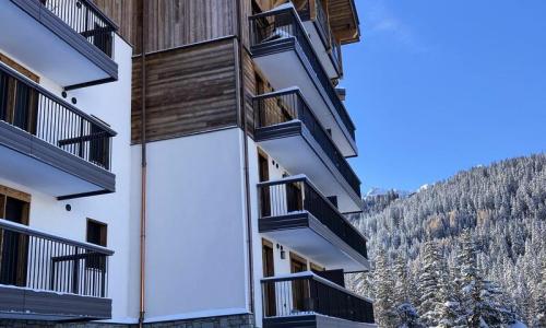 Аренда на лыжном курорте Résidence Ariondaz Hellebore - Courchevel - зимой под открытым небом