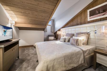 Rent in ski resort 3 room apartment 4 people (371) - Résidence Carré Blanc - Courchevel - Bedroom