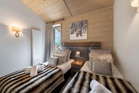 Rent in ski resort 3 room apartment 4 people (372) - Résidence Carré Blanc - Courchevel - Bedroom