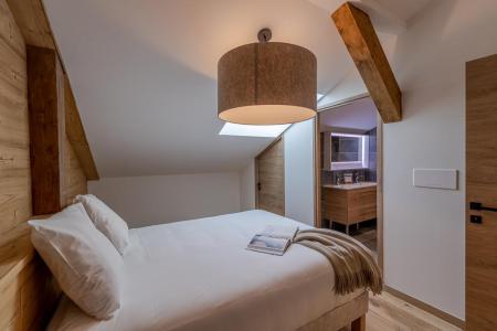 Rent in ski resort 5 room apartment 8 people (F151) - Résidence Domaine de  l'Ariondaz - Courchevel
