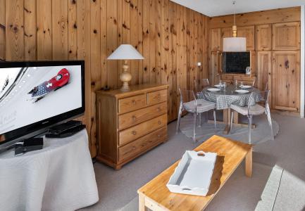 Rent in ski resort 2 room apartment 4 people (101B) - Résidence Domaine du Jardin Alpin - Courchevel - Living room
