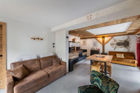 Rent in ski resort 4 room apartment cabin 6 people (A11) - Résidence Isard - Courchevel - Living room