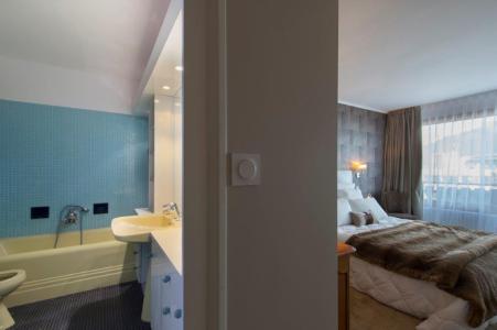 Rent in ski resort 5 room apartment 8 people - Résidence Jean Blanc Sports - Courchevel - Bedroom