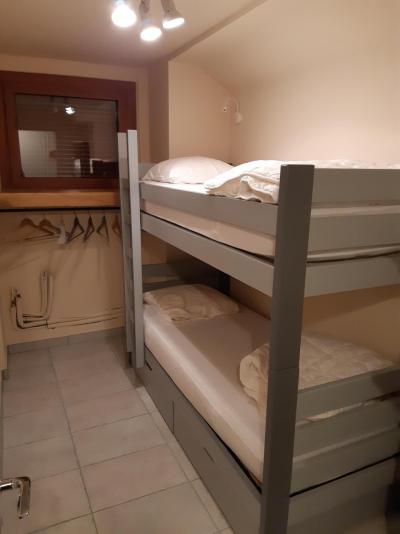 Skiverleih 3-Zimmer-Appartment für 4 Personen (105) - Résidence la Roche de Mio - Courchevel - Schlafzimmer