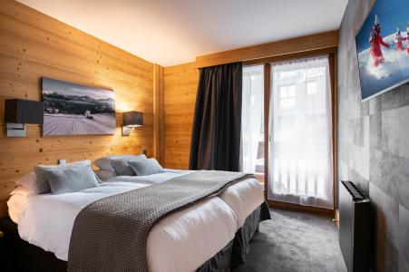 Rent in ski resort 4 room apartment 6 people (WINTER 127) - Résidence les Chalets du Forum - Courchevel - Bedroom