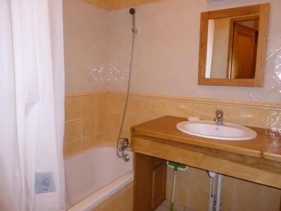 Rent in ski resort 3 room mezzanine apartment 6 people (D1) - Résidence les Chalets du Ponthier - Courchevel - Bathroom