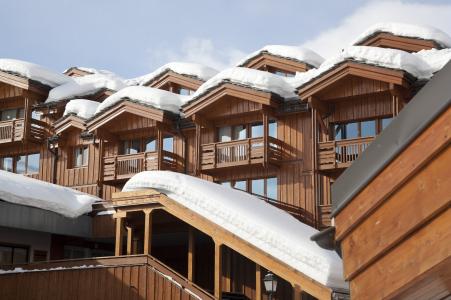 Vacances en montagne Résidence P&V Premium les Chalets du Forum - Courchevel - Extérieur hiver