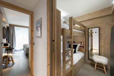 Rent in ski resort 3 room apartment 6 people (602) - Résidence Phoenix - Courchevel