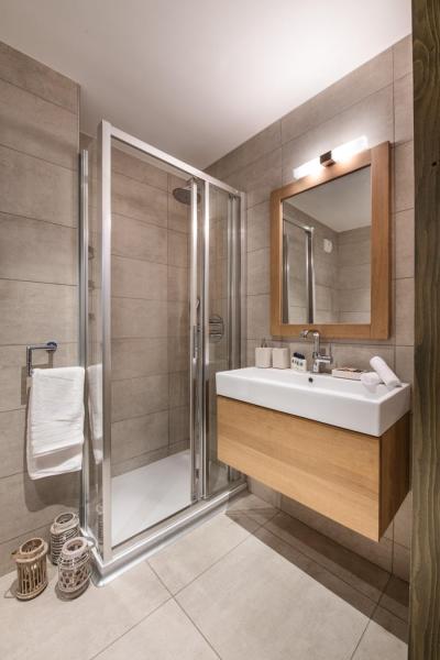 Location au ski Appartement 6 pièces duplex cabine 9-11 personnes (B13) - Whistler Lodge - Courchevel - Salle de douche