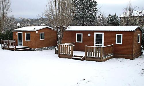 Holiday in mountain resort Camping Les Jardins d'Estavar - Estavar - Winter outside