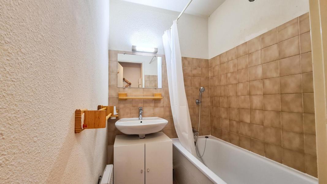 Rent in ski resort Studio cabin 4 people (413) - La Résidence Doris - Flaine - Bathroom