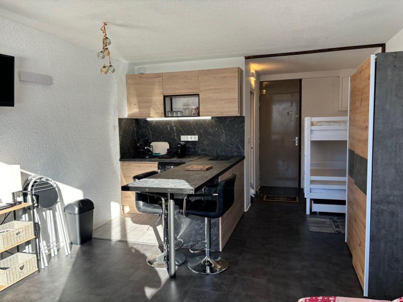 Rent in ski resort Studio sleeping corner or 1 room 2-4 people (33D9) - La Résidence Gémeaux - Flaine - Apartment