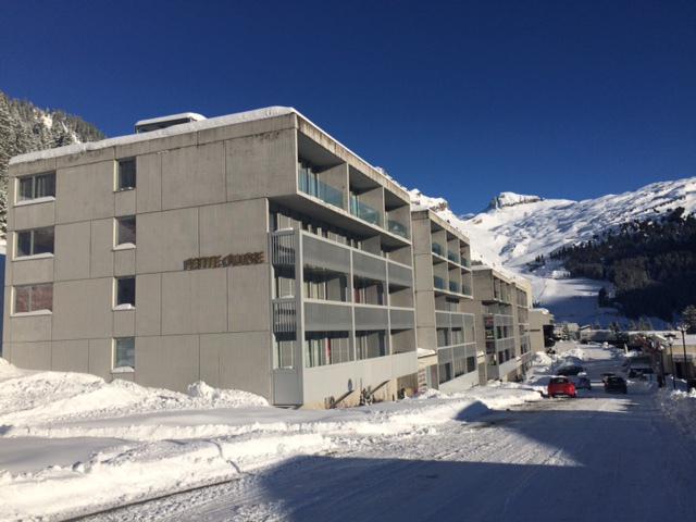 Rent in ski resort Résidence la Petite Ourse - Flaine - Winter outside