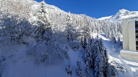 Rent in ski resort La Résidence Andromède - Flaine - Winter outside