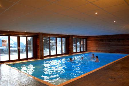 Ski verhuur Appartement 2 kamers 4 personen (602) - La Résidence les Terrasses de Véret - Flaine - Zwembad