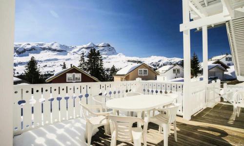 Vacances en montagne Chalet 5 pièces 10 personnes (110m²) - Les Chalets de Flaine Hameau - Maeva Home - Flaine - Extérieur hiver